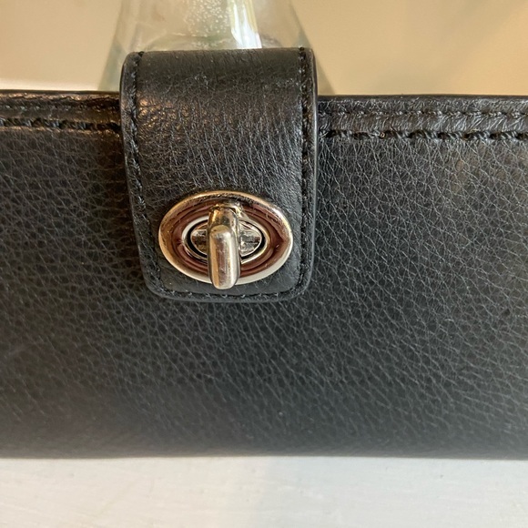 Coach leather wallet - Picture 3 of 6